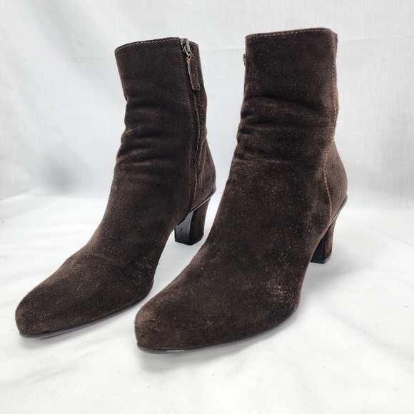 Prada Milano Women's Dark Chocolate Suede Side Zip Ankle Boots 37.5 US 7.5 - Picture 2 of 12